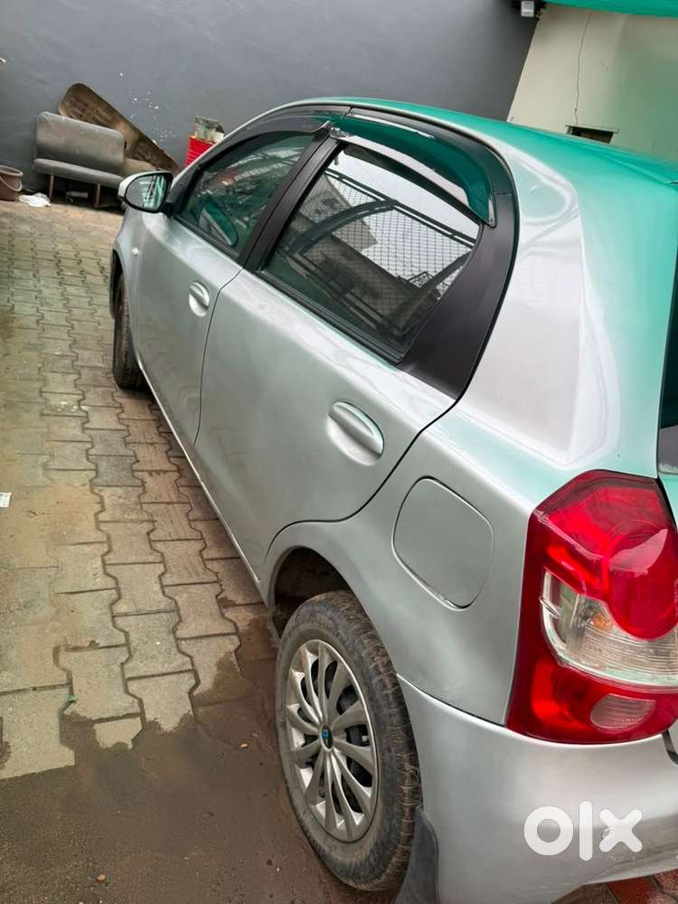 Toyota Etios Liva 2011 Car
