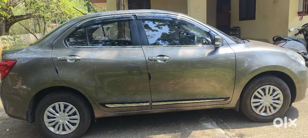 Magna Gray , Good Looking Car