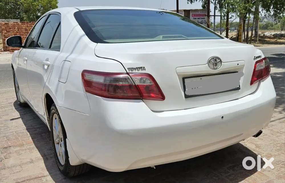 Toyota Camry 2011 Moonroof Automatic