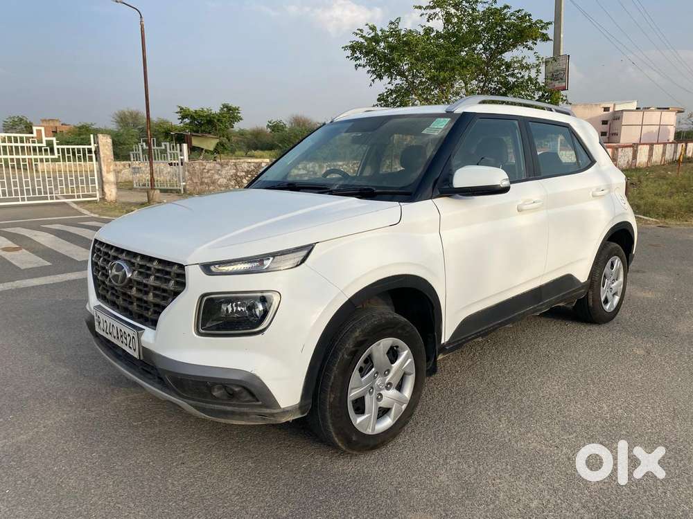 Hyundai Venue S Plus Mt 1.2 Kappa, 2021, Petrol