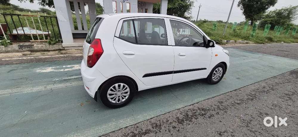Hyundai I10 Sportz 2014 Manual Petrol