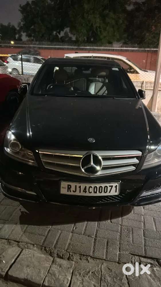 Mercedes-benz C-class 2011 Petrol