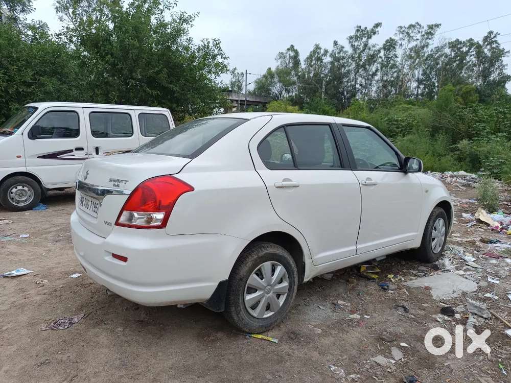 Maruti Suzuki Dzire 2011 Petrol 85000 Km Driven