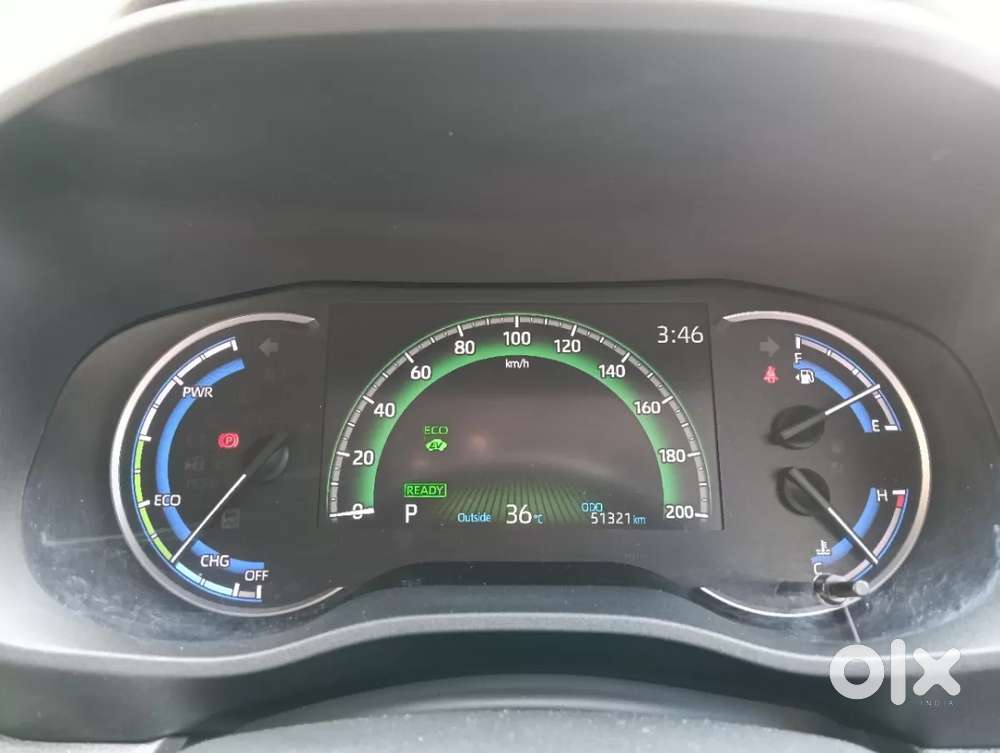 Toyota Innova Hycross 2.0 Zx Hybrid 7 Str, 2023, Petrol