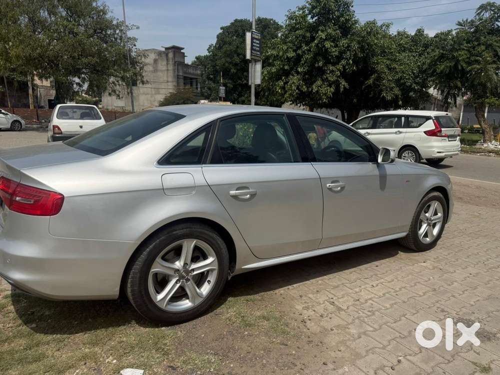 Audi A4 2013 Diesel 100000 Km Driven