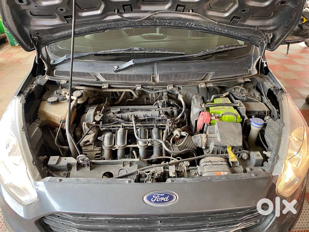 Ford Figo Petrol 2016