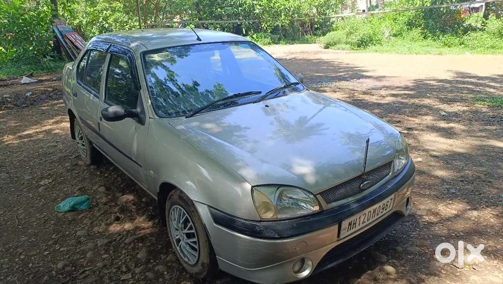 Ford Ikon 1.3 Clxi 2006