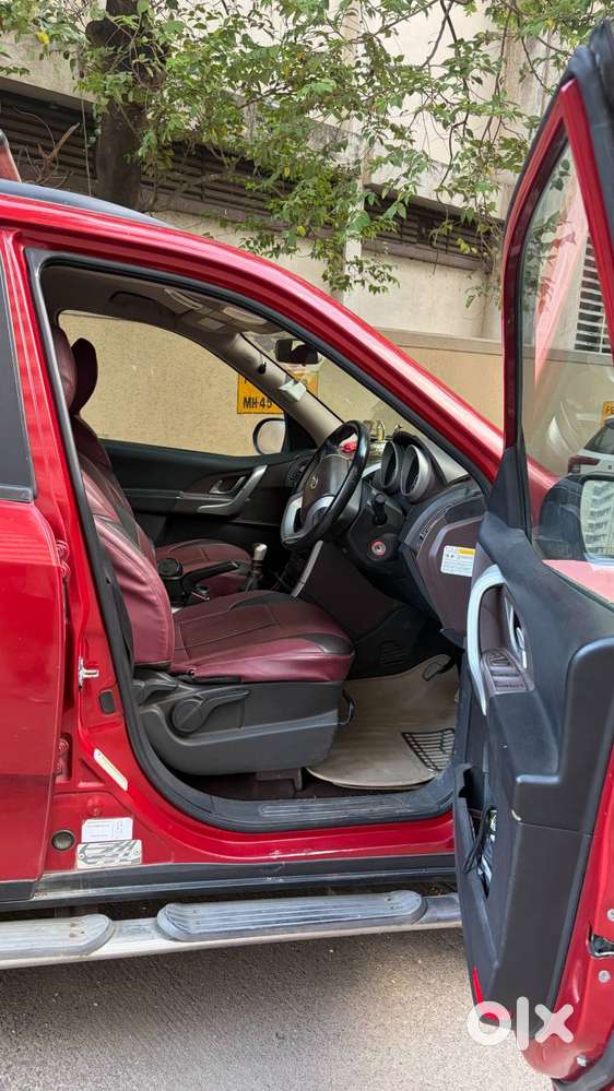 Mahindra Xuv500 W8  90k Km  New Tyres  Apple Carplay  Recently Ser
