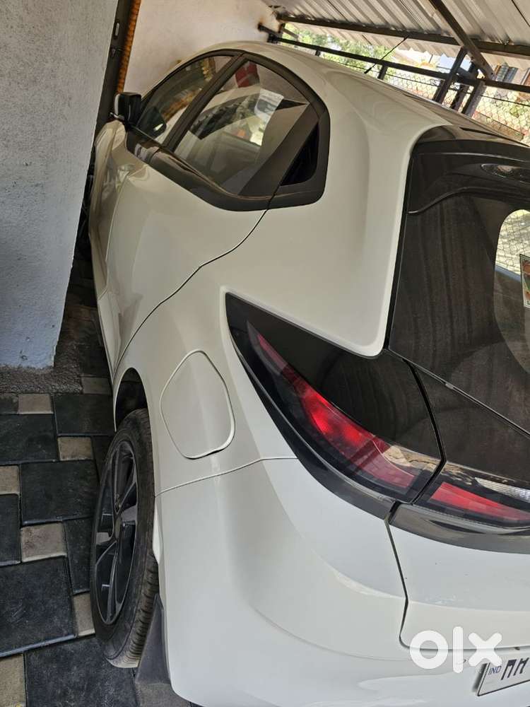 Tata Altroz 2023 Petrol Good Condition 2022 Ending