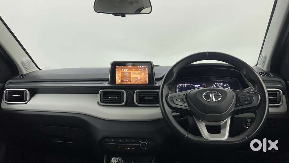 Tata Punch 1.2 Revotron Creative Dual Tone, 2022, Petrol