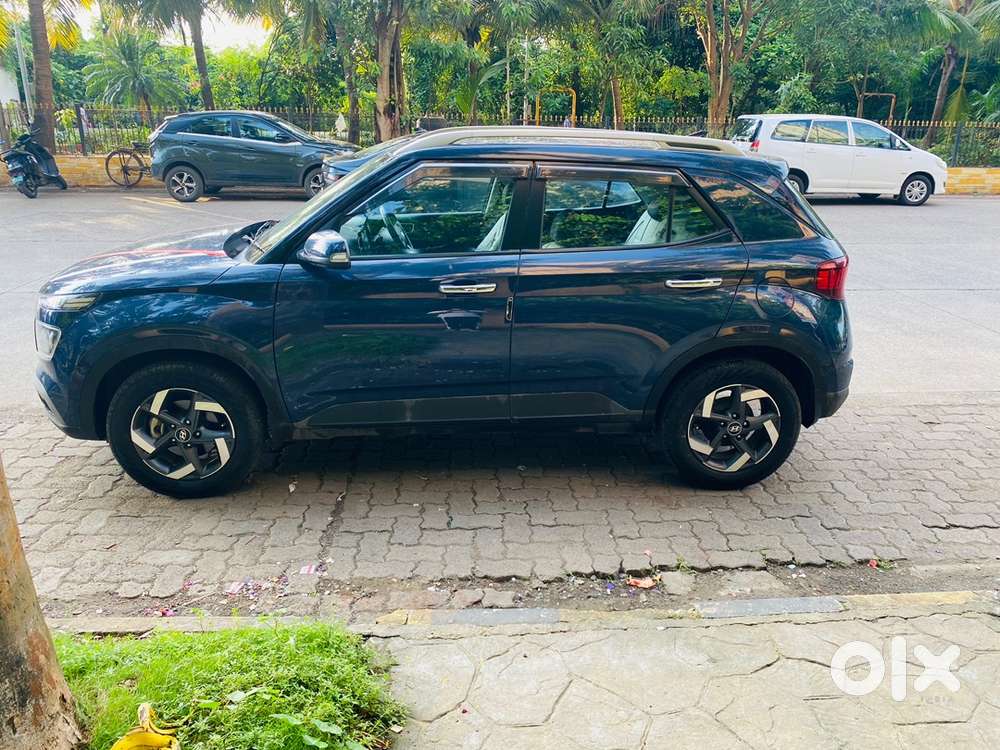 Hyundai Venue Petrol 2019