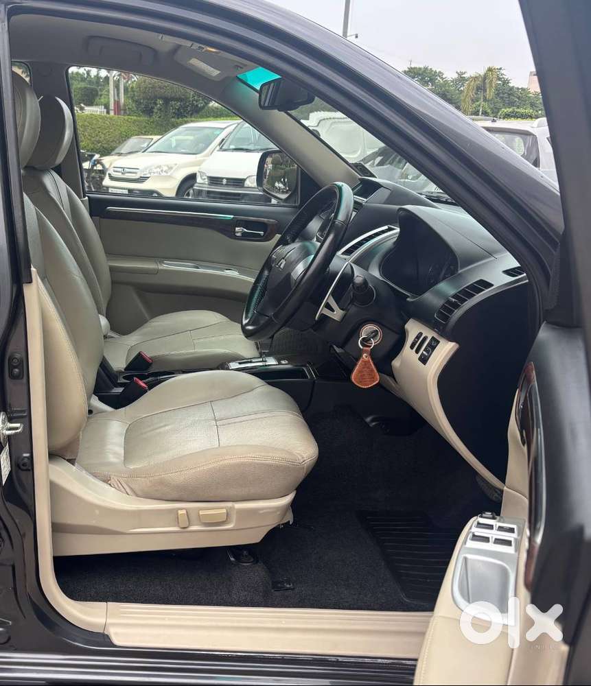 Mitsubishi Pajero Sport 2015 At 2wd 88500 Kms, Chandigarh Regd.