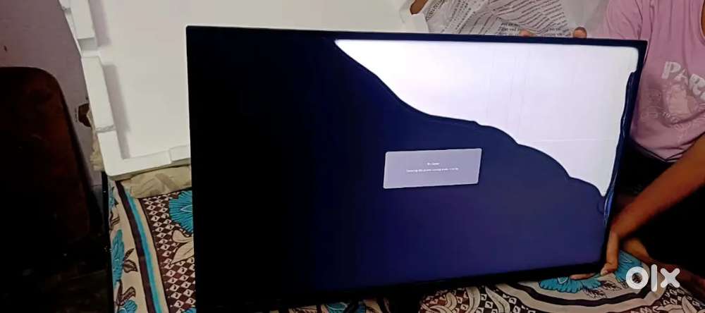 LG QHD monitor for sale display broken Original MRP 22000