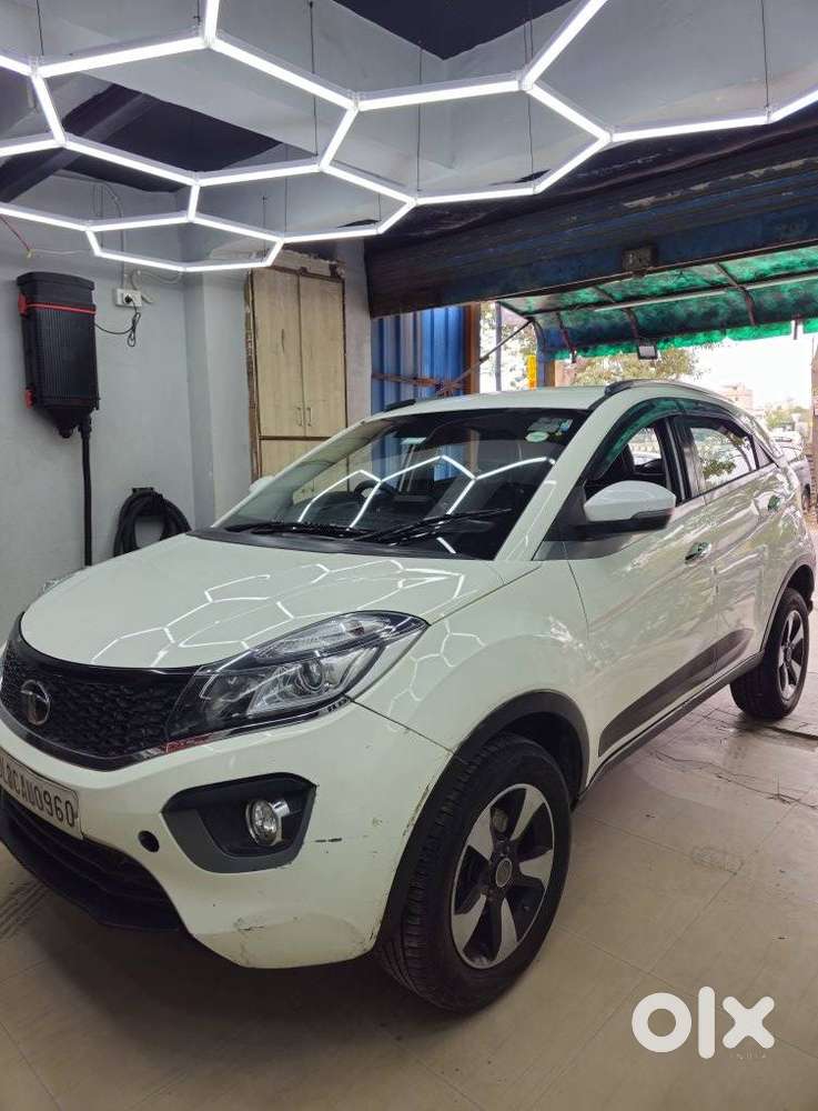 Tata Nexon 1.5 Revotorq Xz Plus Dual Tone, 2018, Diesel