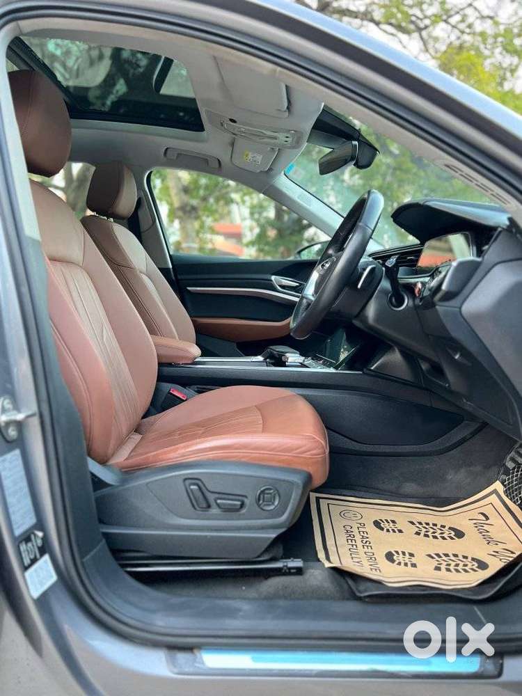 Audi E-tron 55, 2021, Electric