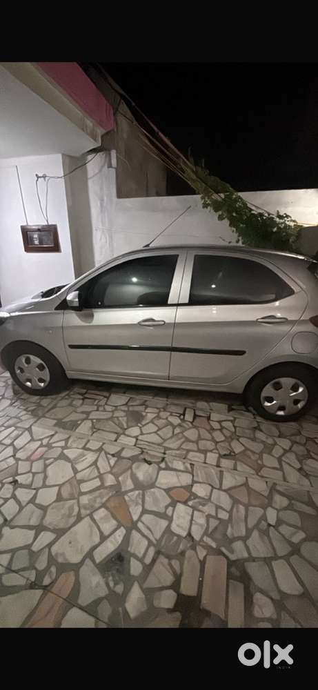 Tata Tiago Petrol 2017