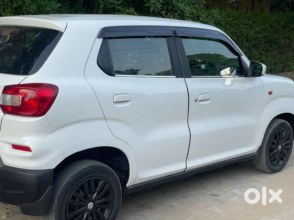 Maruti Suzuki S-presso Vxi Plus, 2022, Petrol