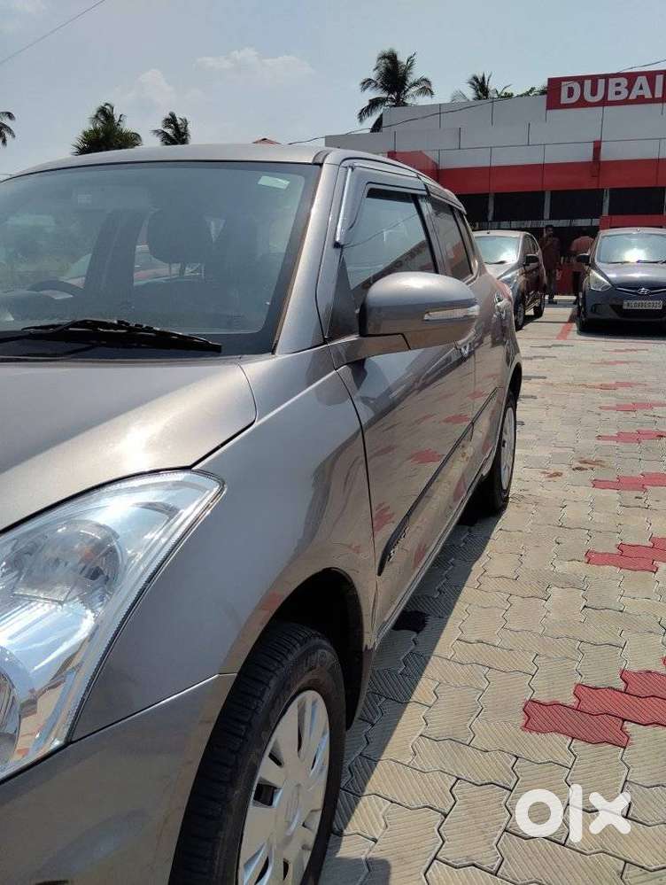 Maruti Suzuki Swift Vxi + Manual, 2015, Petrol