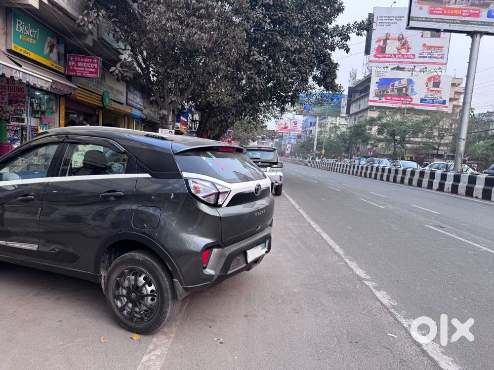 Tata Nexon Xe 2022 Petrol 29975 Km Driven