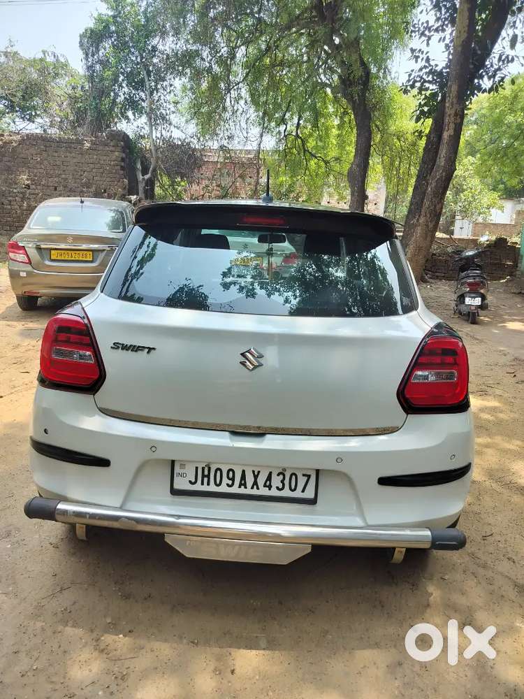 Maruti Suzuki Swift 2021