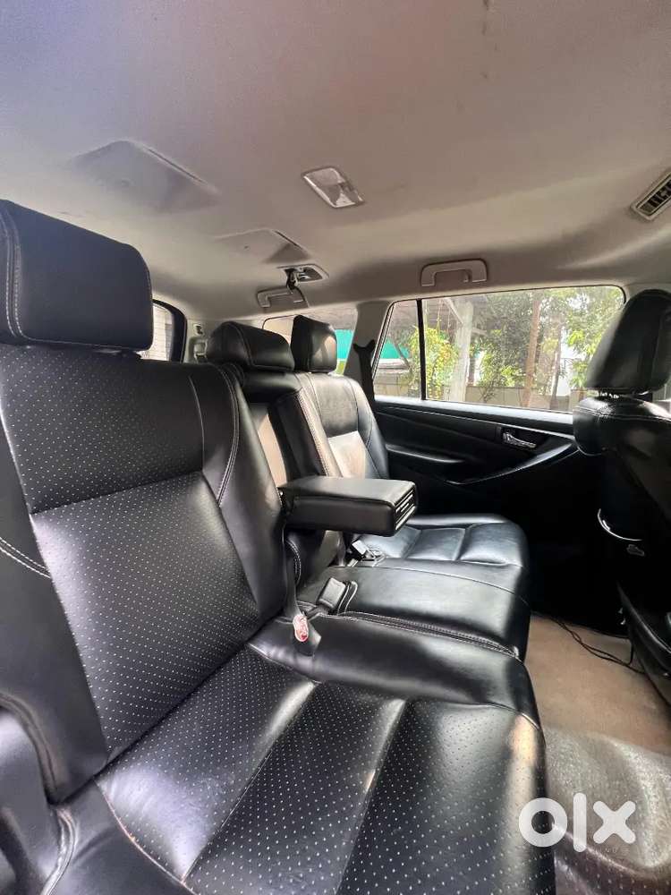 Toyota Innova Crysta 2018 Diesel Well Maintained