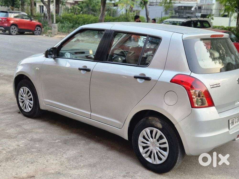Maruti Suzuki Swift Vxi + Manual, 2009, Petrol