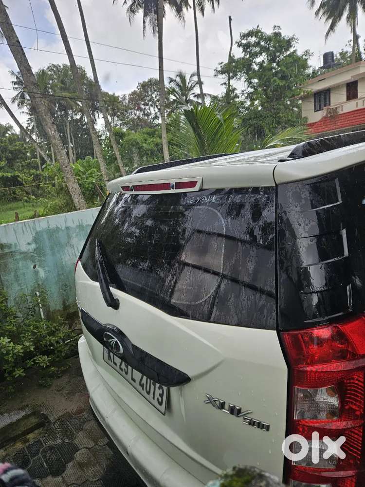 Mahindra Xuv500 2016 Diesel Well Maintained