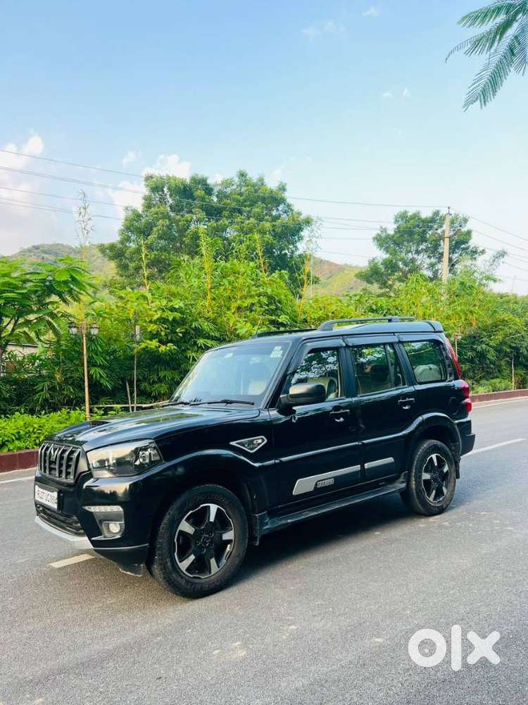Mahindra Scorpio Classic 2.2 S 11 Mt 7 Str, 2022, Diesel
