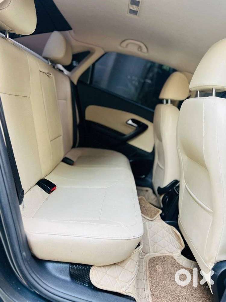 Volkswagen Vento 1.2 Highline Plus At 16 Alloy, 2019, Petrol