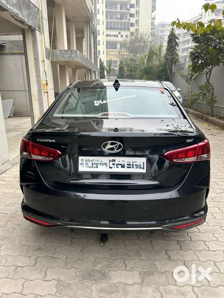 Hyundai Verna 2023 Car