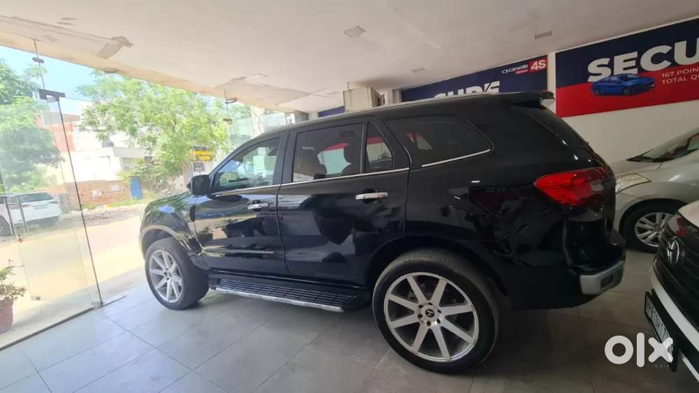 Ford Endeavour 3.2 Titanium At 4x4, 2017, Diesel