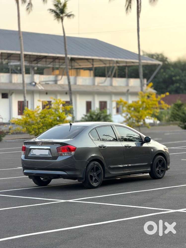 2009 Honda Cityv I-vtec 3nd Onwer Airbags And Steering Controls