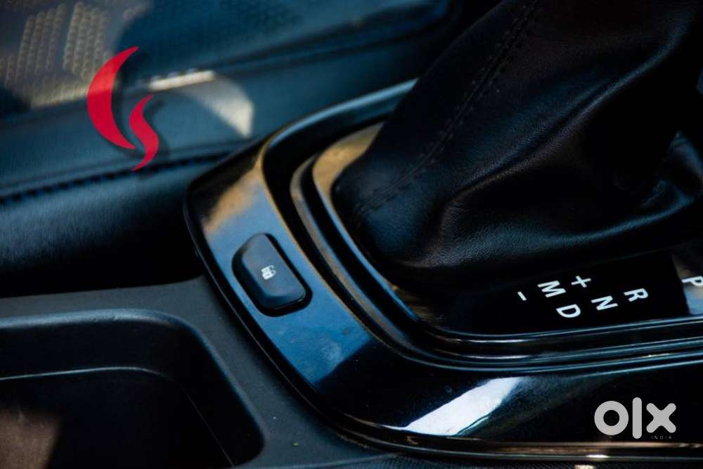 Tata Altroz 1.2 Xza Plus Dark Edition Dct, 2023, Petrol