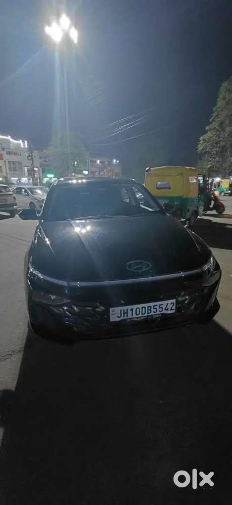Hyundai Verna Petrol Mt 2025 Variant