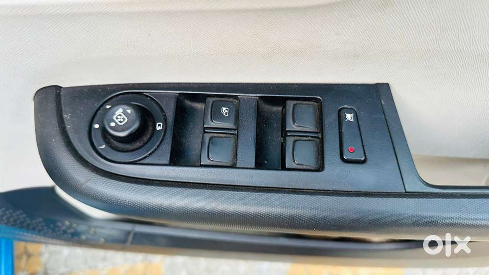 Tata Altroz 1.2 Xm, 2020, Petrol