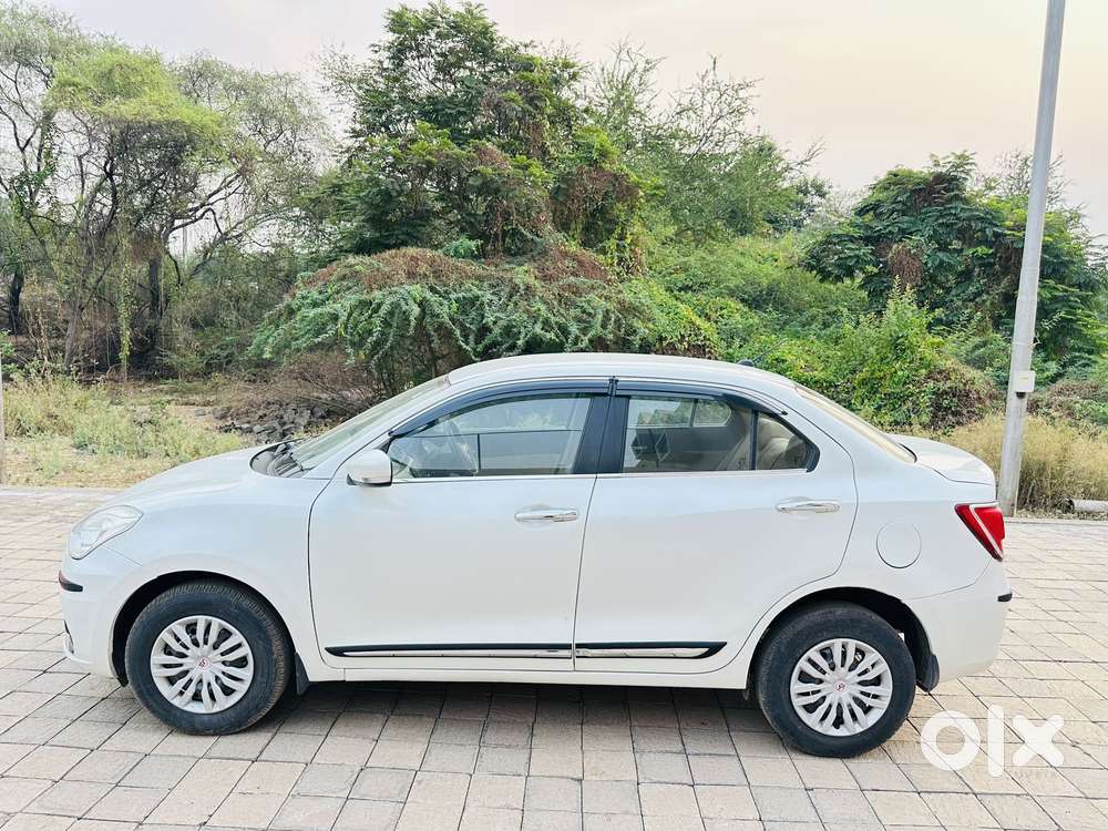 Maruti Suzuki Swift Dzire 1.3 Vxi, 2020, Petrol
