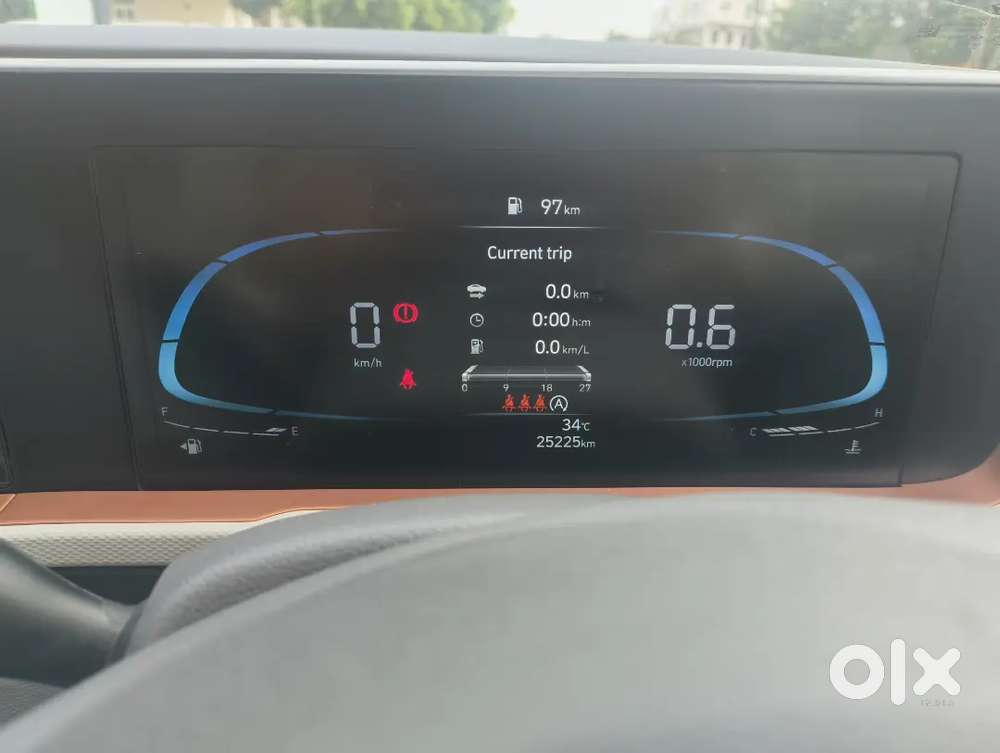 Hyundai Creta Facelift Petrol 2025 Urgent Sell