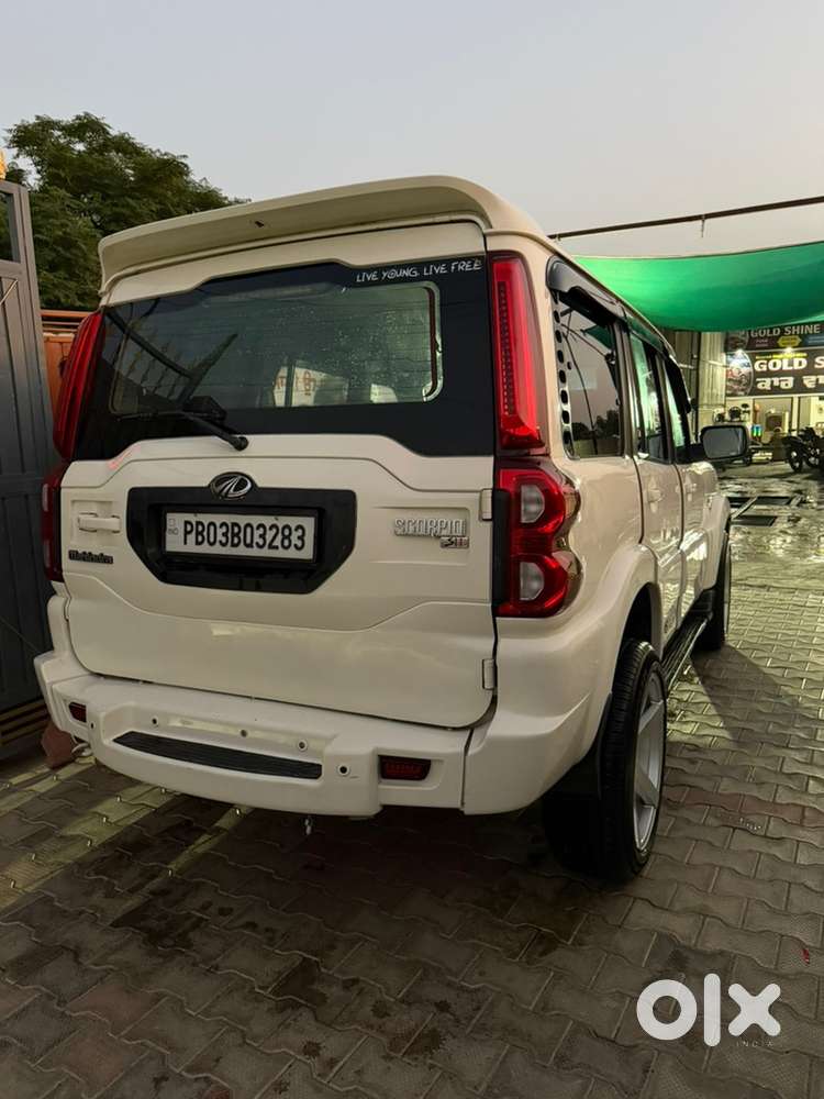 Mahindra Scorpio Diesel 2015