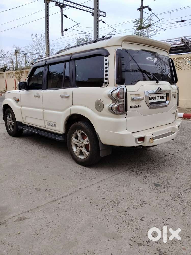 Mahindra Scorpio S10, 2016, Diesel