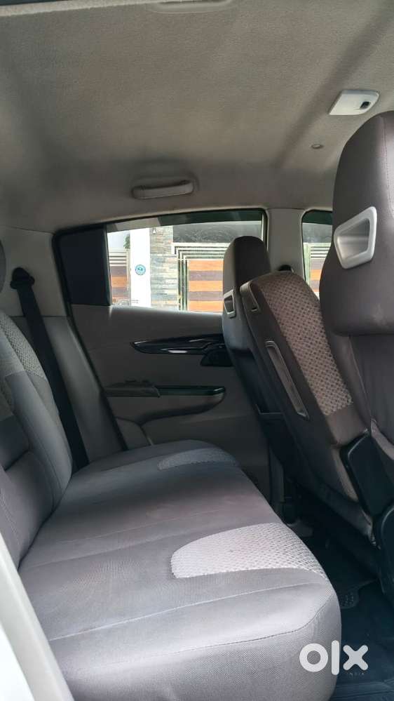 Mahindra Kuv 100 2016-2017 Mfalcon G80 K8 5str, 2017, Petrol