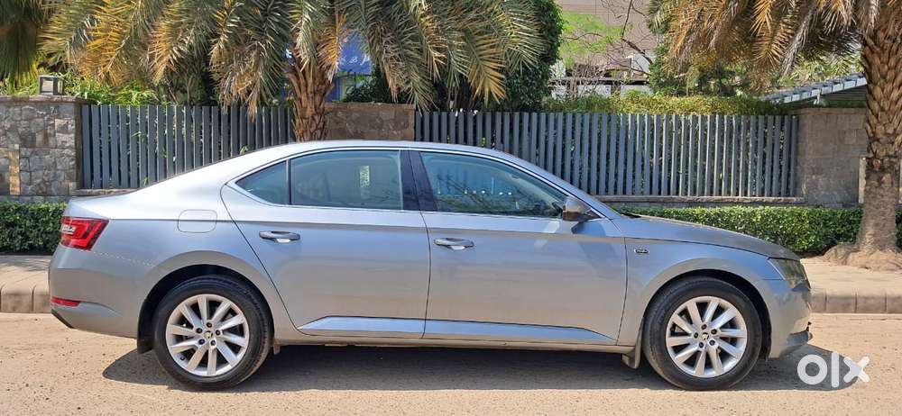 Skoda Superb Lk 1.8 Tsi At, 2017, Petrol