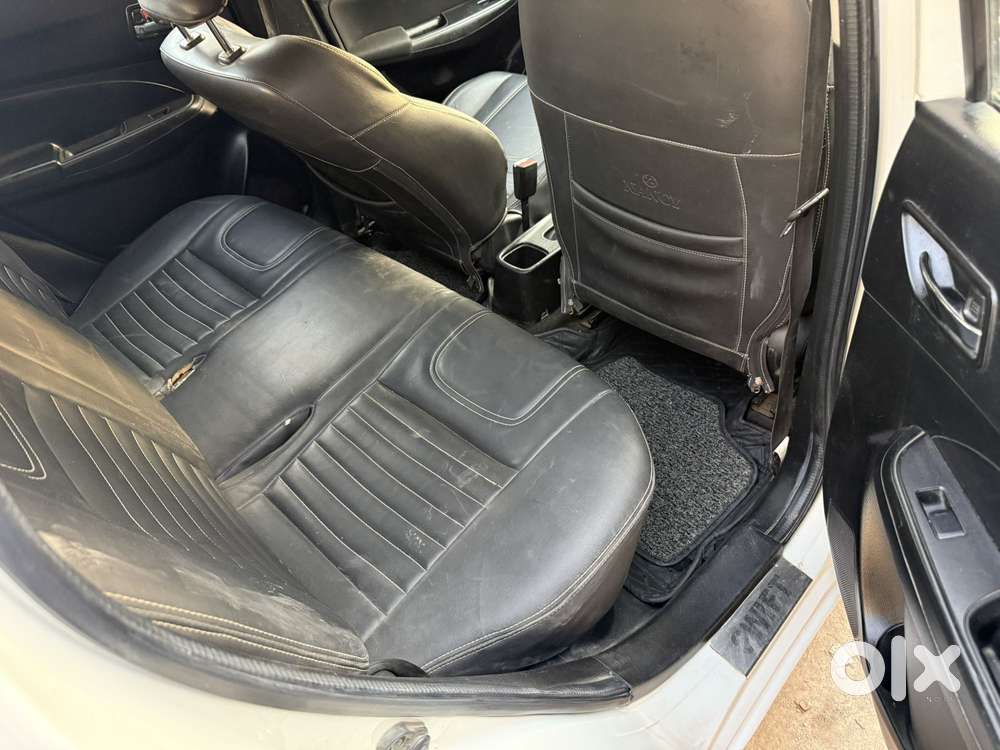 Maruti Suzuki Swift Vxi Abs Bsiv, 2019, Petrol
