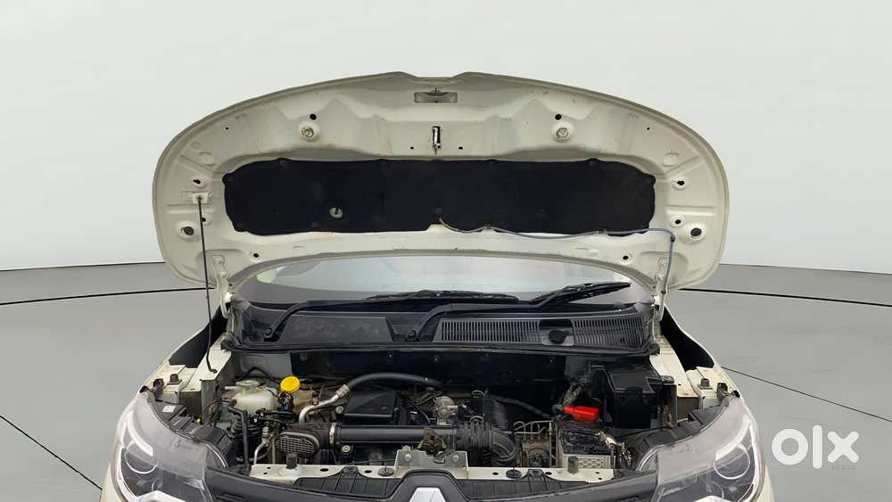 Renault Triber Rxl, 2024, Petrol