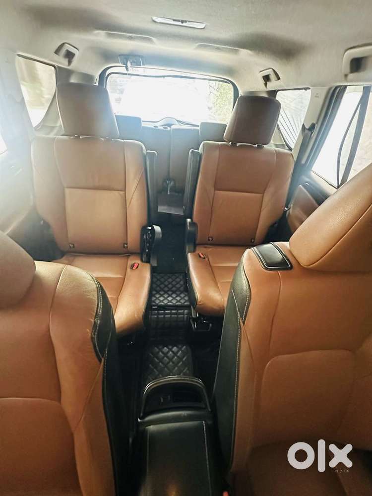 Toyota Innova Crysta 2.8 Zx At, 2017, Diesel