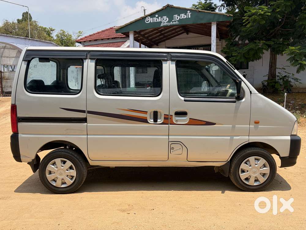Maruti Suzuki Eeco Smiles 5 Seater Standard, 2011, Petrol