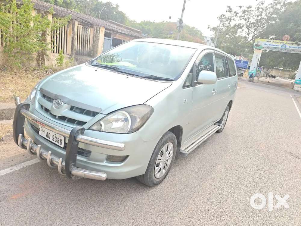 Toyota Innova 2.5 G 2008 Diesel Good Condition Validity Up To 2028.