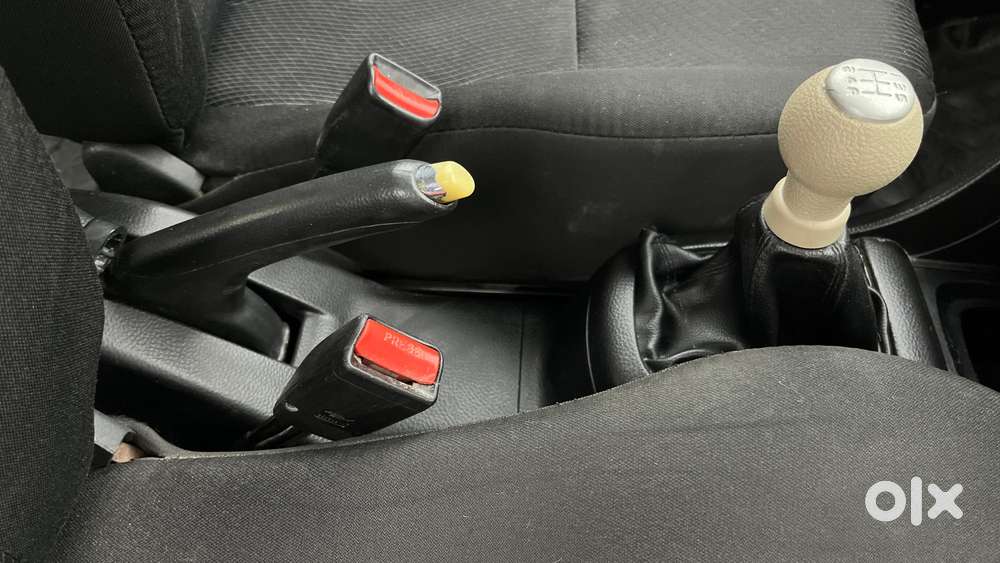 Maruti Suzuki Swift Zxi, 2015, Petrol