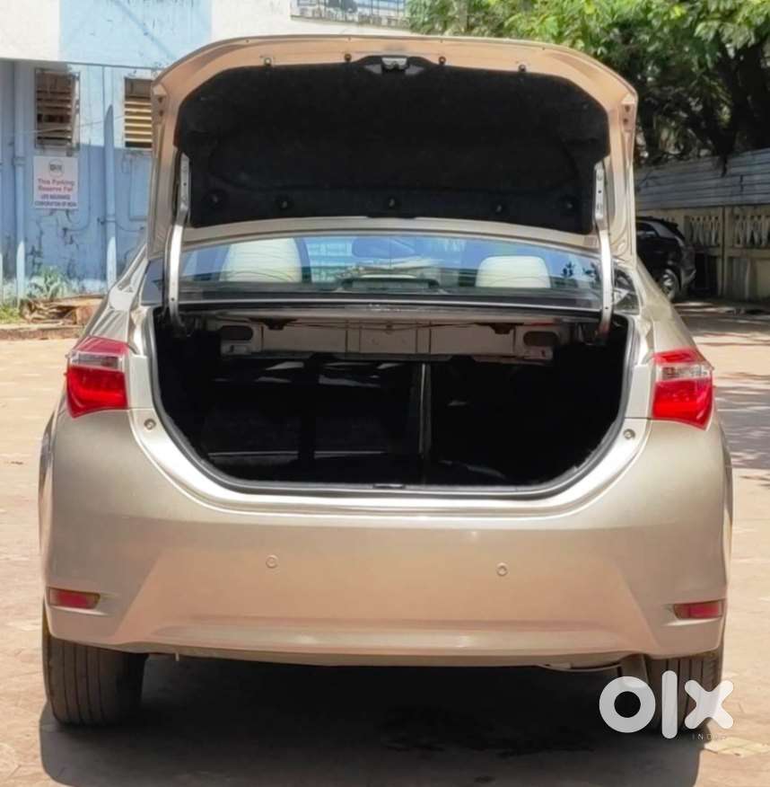 Toyota Corolla Altis Vl At, 2016, Petrol