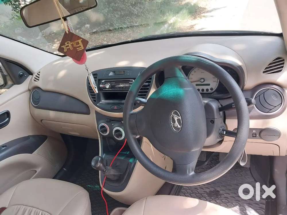 I10 Light Golden Colour 2009 Model For Sale