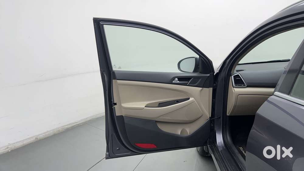 Hyundai Tucson 2.0 Gl 2wd Petrol At, 2017, Petrol